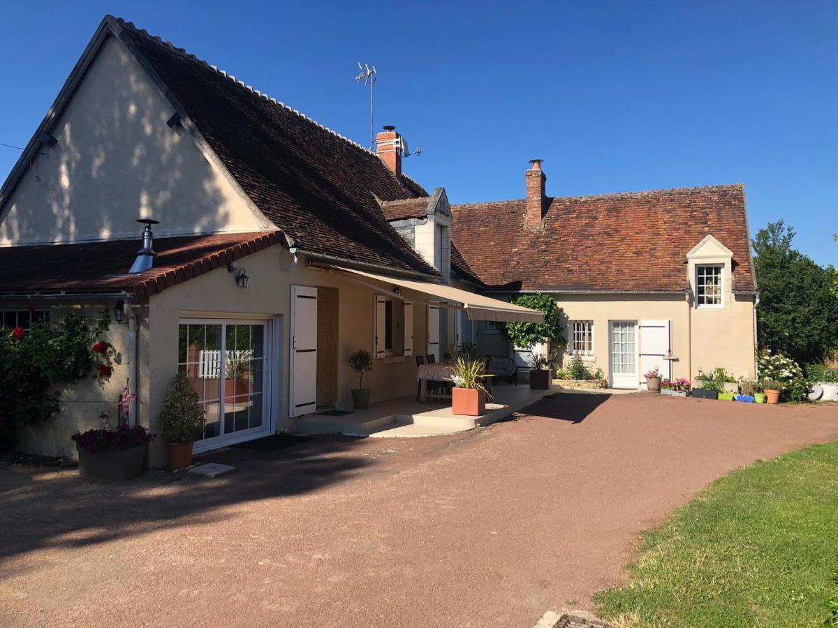 La Petite Jucherie Saint-Hippolyte  Extérieur photo